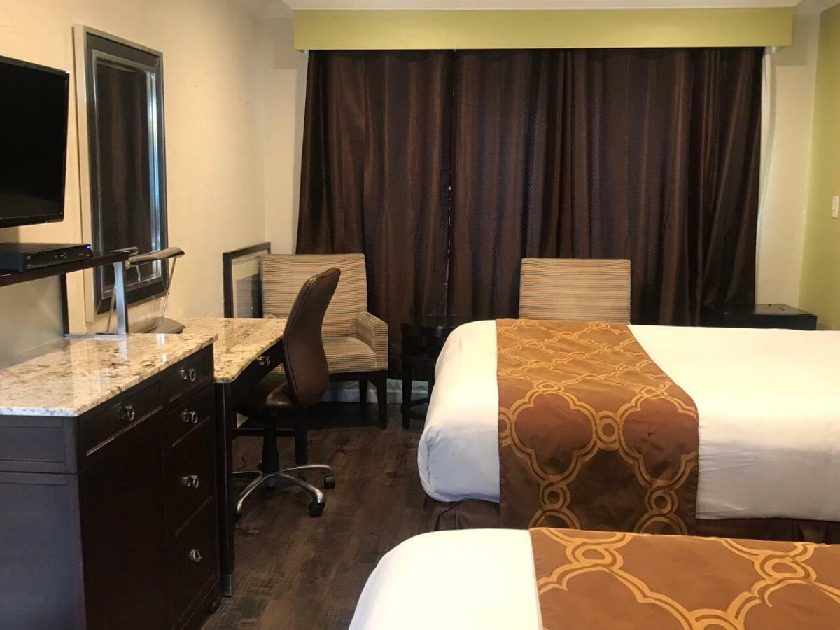 Signature Inn Оакланд Экстерьер фото